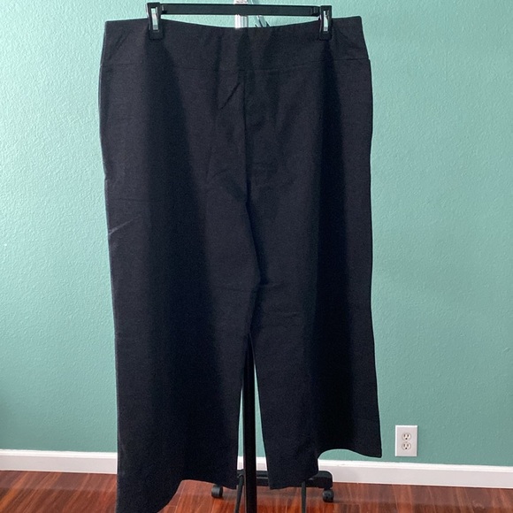 Garnet Hill Comfort Cropped Wide Leg Gray Pants Sz XL. - Picture 6 of 13